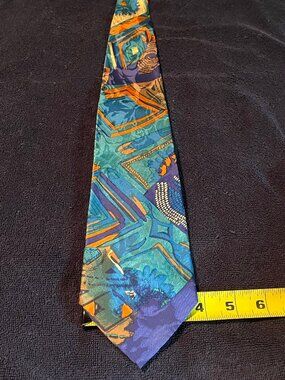 100% SILK MEN'S NECKTIE CARMEL-BY-THE-SEA